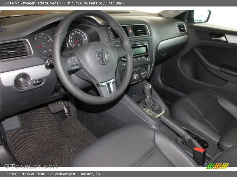 Platinum Gray Metallic / Titan Black 2014 Volkswagen Jetta SE Sedan