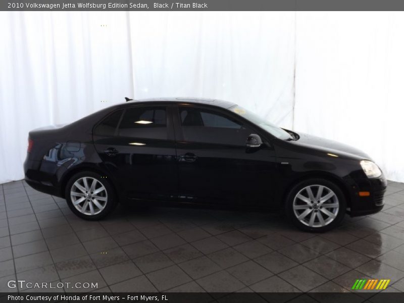 Black / Titan Black 2010 Volkswagen Jetta Wolfsburg Edition Sedan