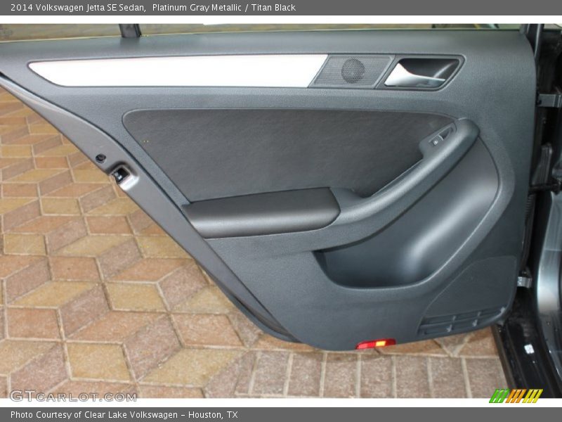 Platinum Gray Metallic / Titan Black 2014 Volkswagen Jetta SE Sedan