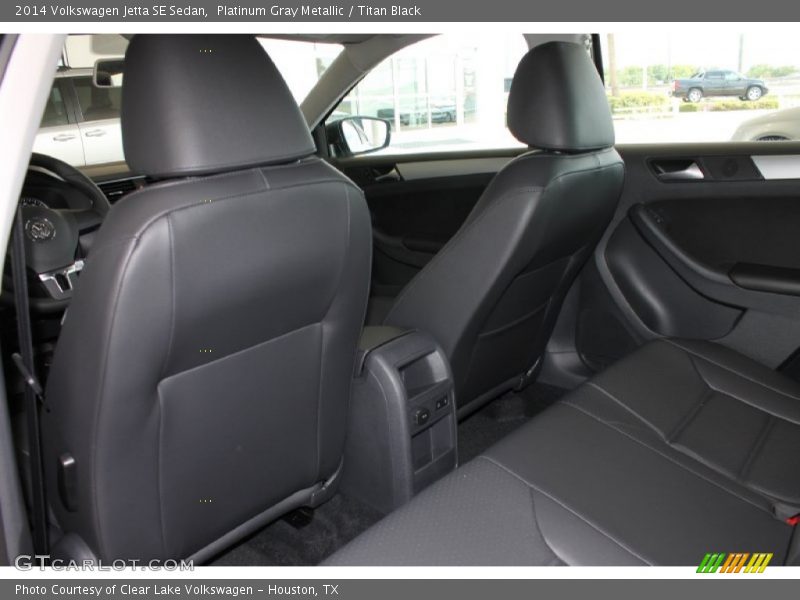 Platinum Gray Metallic / Titan Black 2014 Volkswagen Jetta SE Sedan