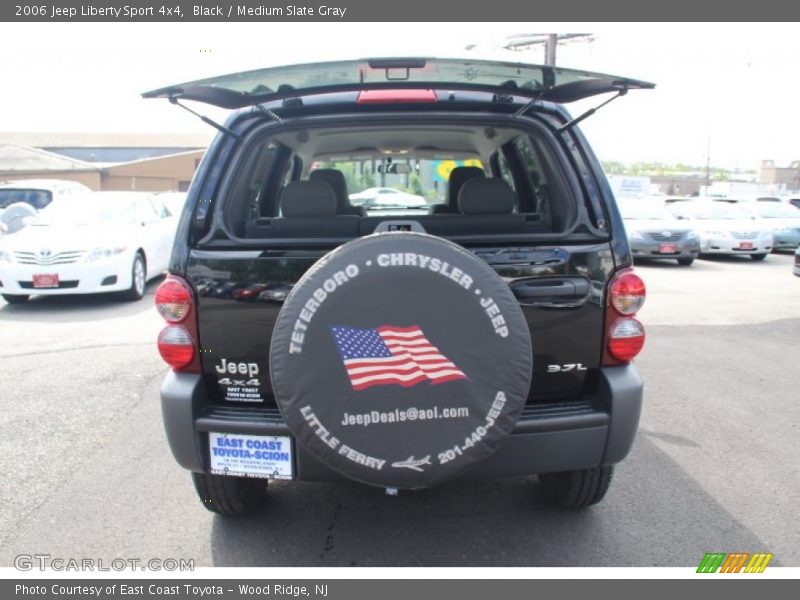 Black / Medium Slate Gray 2006 Jeep Liberty Sport 4x4