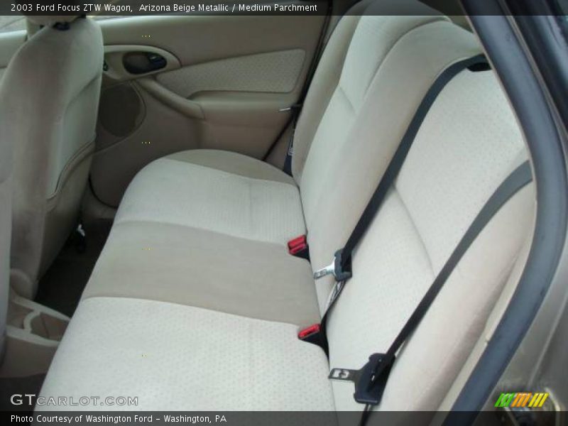 Arizona Beige Metallic / Medium Parchment 2003 Ford Focus ZTW Wagon
