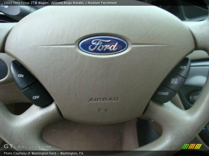 Arizona Beige Metallic / Medium Parchment 2003 Ford Focus ZTW Wagon