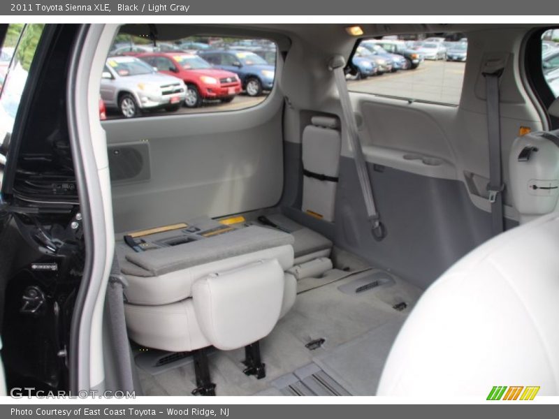 Black / Light Gray 2011 Toyota Sienna XLE