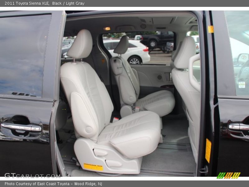 Black / Light Gray 2011 Toyota Sienna XLE