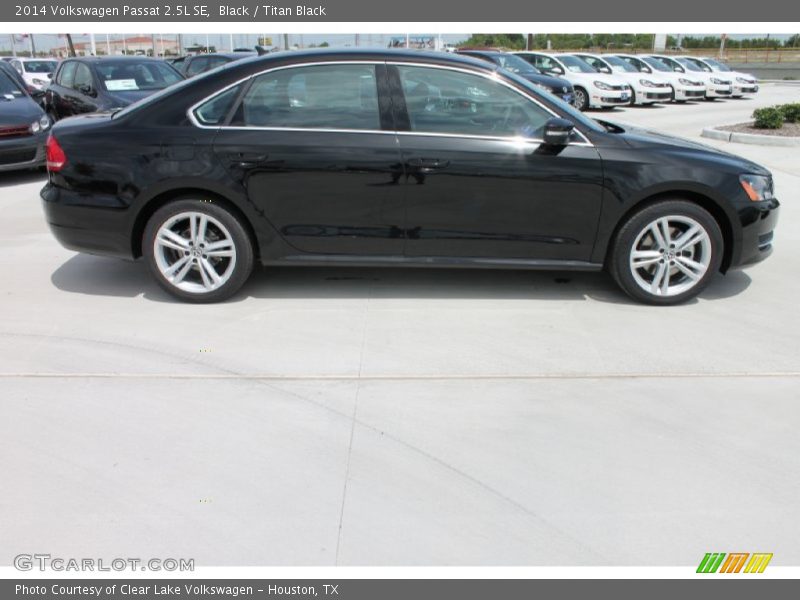 Black / Titan Black 2014 Volkswagen Passat 2.5L SE