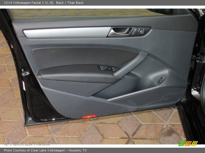 Black / Titan Black 2014 Volkswagen Passat 2.5L SE