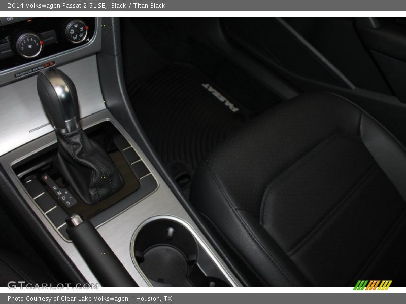 Black / Titan Black 2014 Volkswagen Passat 2.5L SE