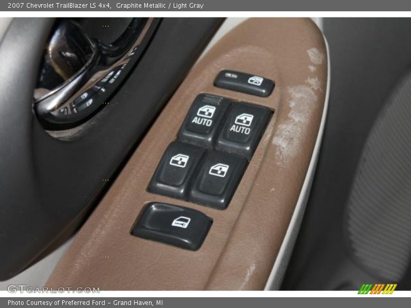 Graphite Metallic / Light Gray 2007 Chevrolet TrailBlazer LS 4x4