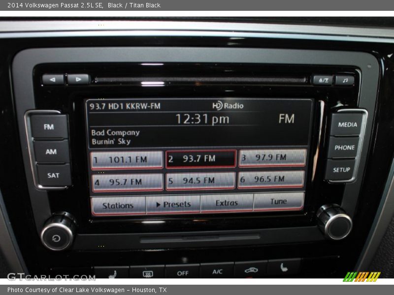 Black / Titan Black 2014 Volkswagen Passat 2.5L SE