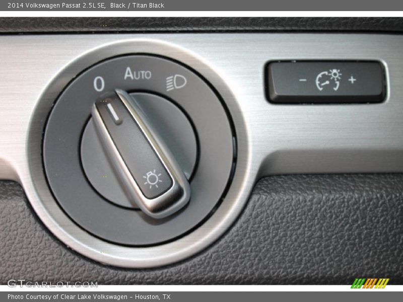 Black / Titan Black 2014 Volkswagen Passat 2.5L SE