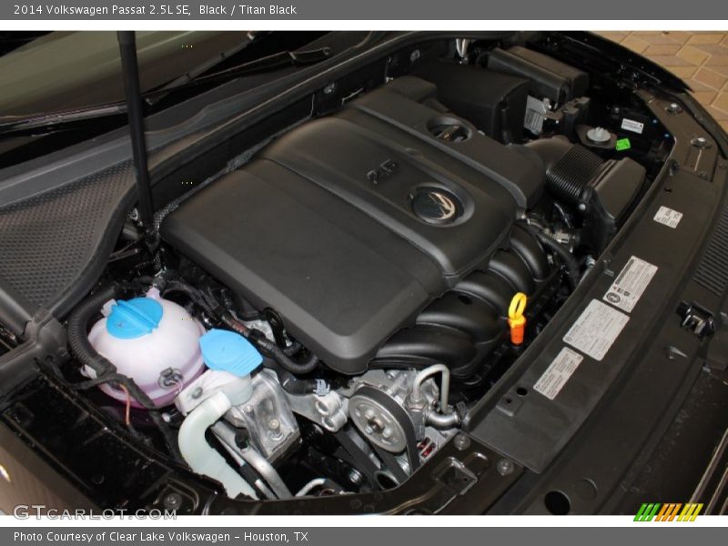 Black / Titan Black 2014 Volkswagen Passat 2.5L SE