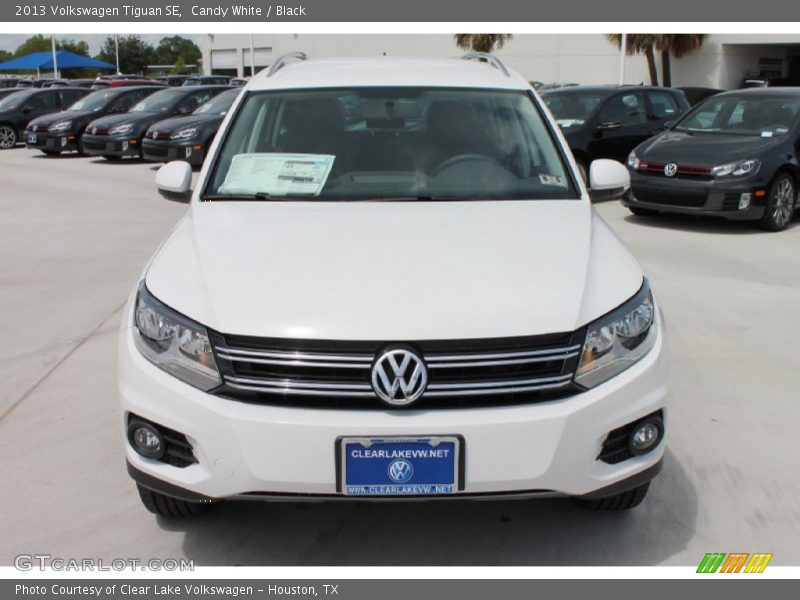 Candy White / Black 2013 Volkswagen Tiguan SE