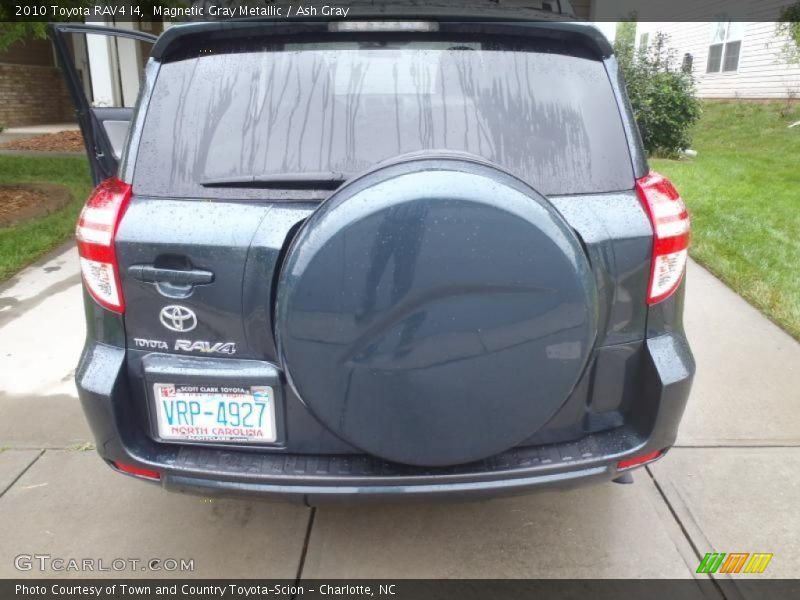 Magnetic Gray Metallic / Ash Gray 2010 Toyota RAV4 I4