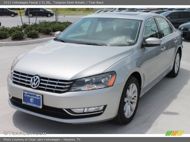 Tungsten Silver Metallic / Titan Black 2013 Volkswagen Passat 2.5L SEL