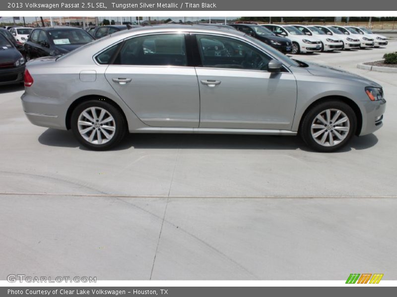 Tungsten Silver Metallic / Titan Black 2013 Volkswagen Passat 2.5L SEL