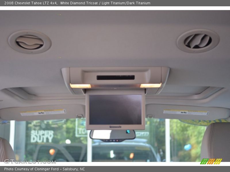 White Diamond Tricoat / Light Titanium/Dark Titanium 2008 Chevrolet Tahoe LTZ 4x4
