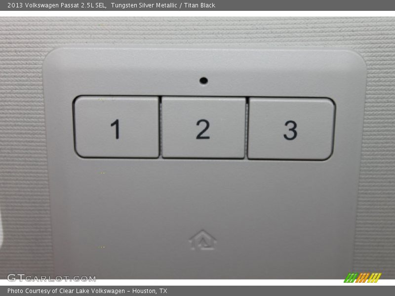 Tungsten Silver Metallic / Titan Black 2013 Volkswagen Passat 2.5L SEL