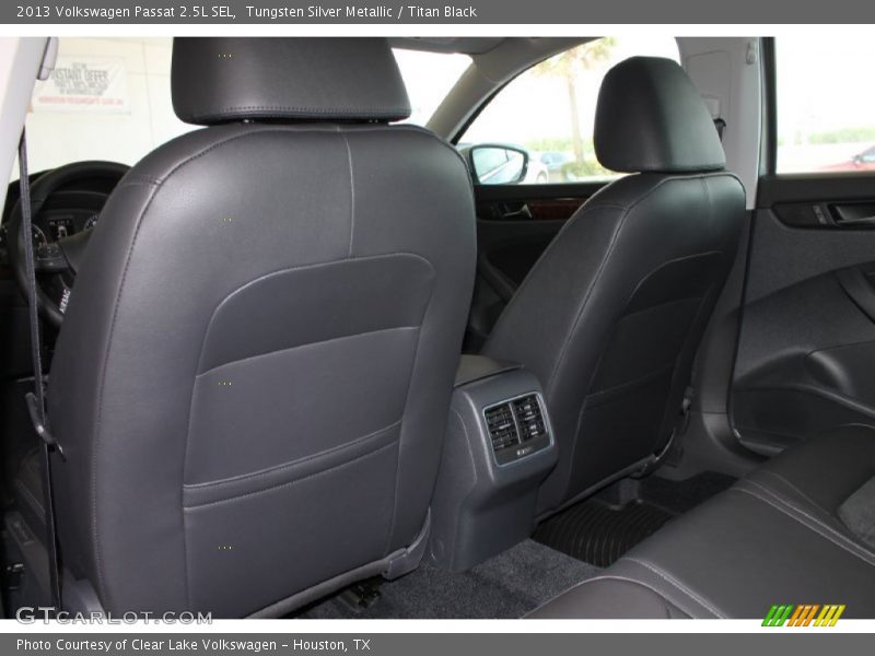 Tungsten Silver Metallic / Titan Black 2013 Volkswagen Passat 2.5L SEL