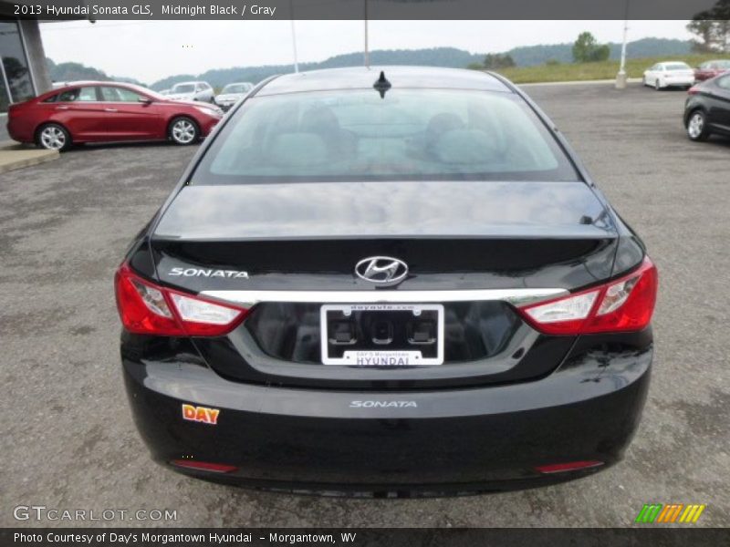 Midnight Black / Gray 2013 Hyundai Sonata GLS