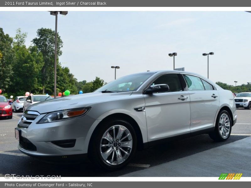 Ingot Silver / Charcoal Black 2011 Ford Taurus Limited