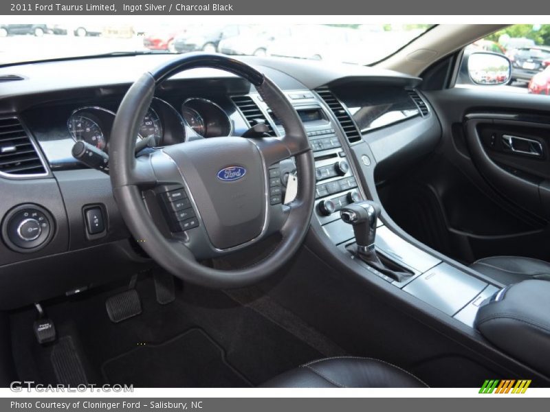 Ingot Silver / Charcoal Black 2011 Ford Taurus Limited