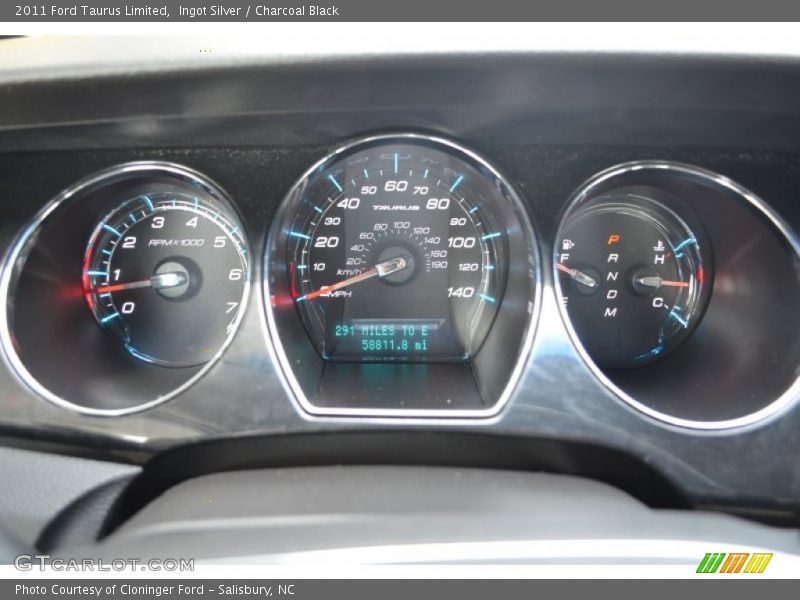 Ingot Silver / Charcoal Black 2011 Ford Taurus Limited
