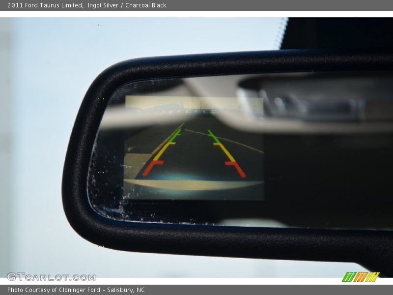 Ingot Silver / Charcoal Black 2011 Ford Taurus Limited
