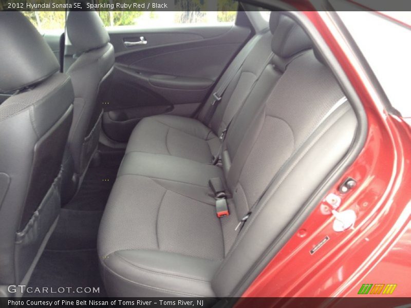 Sparkling Ruby Red / Black 2012 Hyundai Sonata SE
