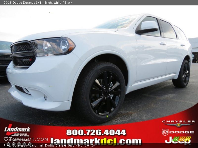 Bright White / Black 2013 Dodge Durango SXT