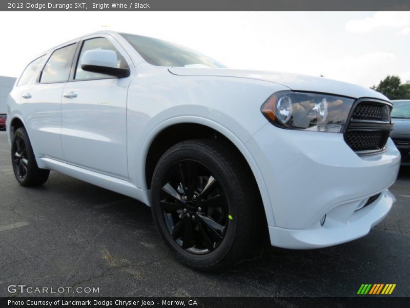 Bright White / Black 2013 Dodge Durango SXT