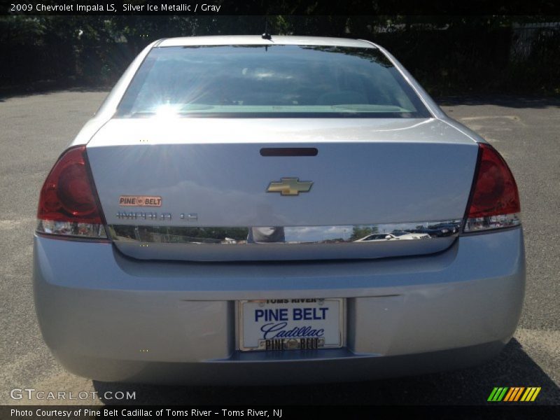 Silver Ice Metallic / Gray 2009 Chevrolet Impala LS