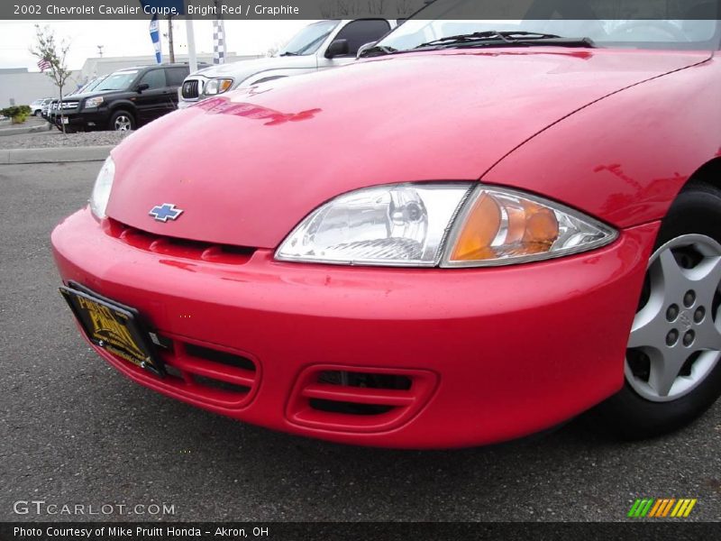 Bright Red / Graphite 2002 Chevrolet Cavalier Coupe