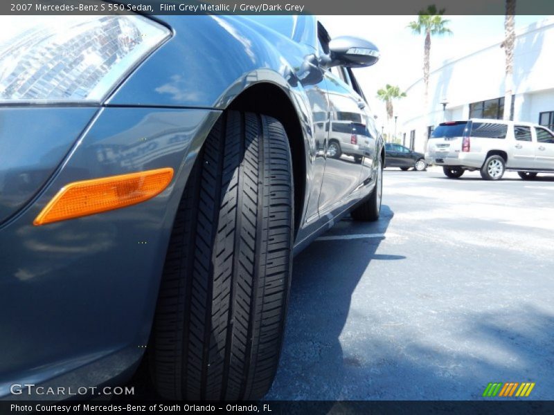 Flint Grey Metallic / Grey/Dark Grey 2007 Mercedes-Benz S 550 Sedan
