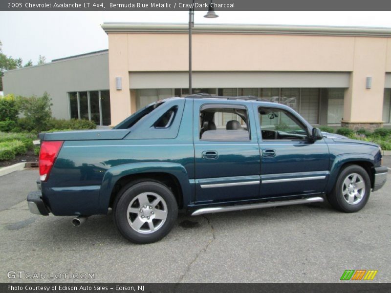 Bermuda Blue Metallic / Gray/Dark Charcoal 2005 Chevrolet Avalanche LT 4x4