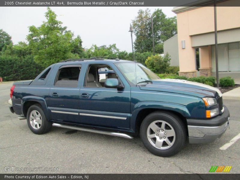 Bermuda Blue Metallic / Gray/Dark Charcoal 2005 Chevrolet Avalanche LT 4x4