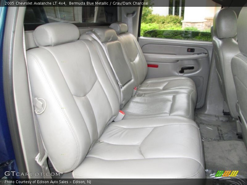 Bermuda Blue Metallic / Gray/Dark Charcoal 2005 Chevrolet Avalanche LT 4x4