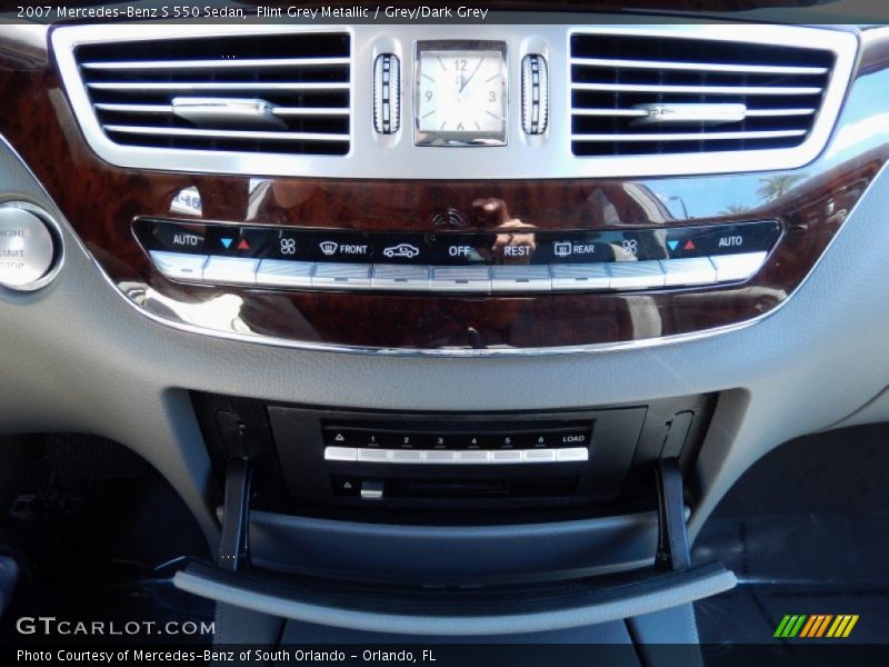 Flint Grey Metallic / Grey/Dark Grey 2007 Mercedes-Benz S 550 Sedan
