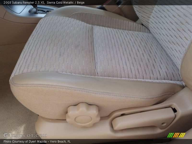 Sierra Gold Metallic / Beige 2003 Subaru Forester 2.5 XS