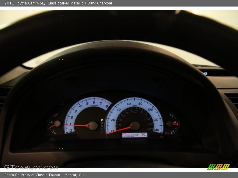 Classic Silver Metallic / Dark Charcoal 2011 Toyota Camry SE