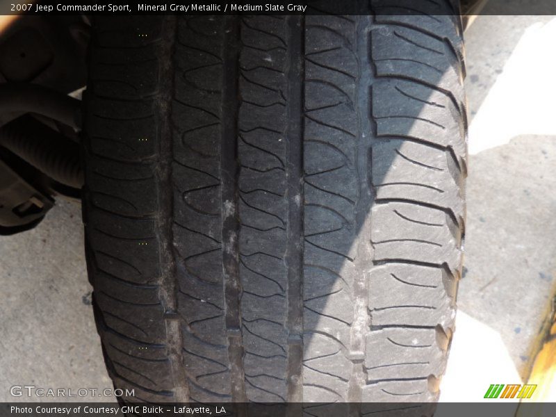 Mineral Gray Metallic / Medium Slate Gray 2007 Jeep Commander Sport