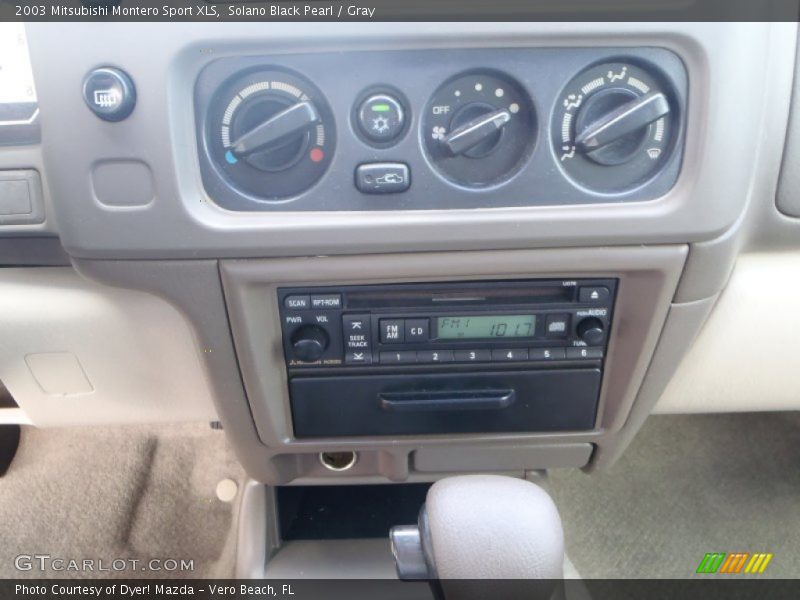 Solano Black Pearl / Gray 2003 Mitsubishi Montero Sport XLS