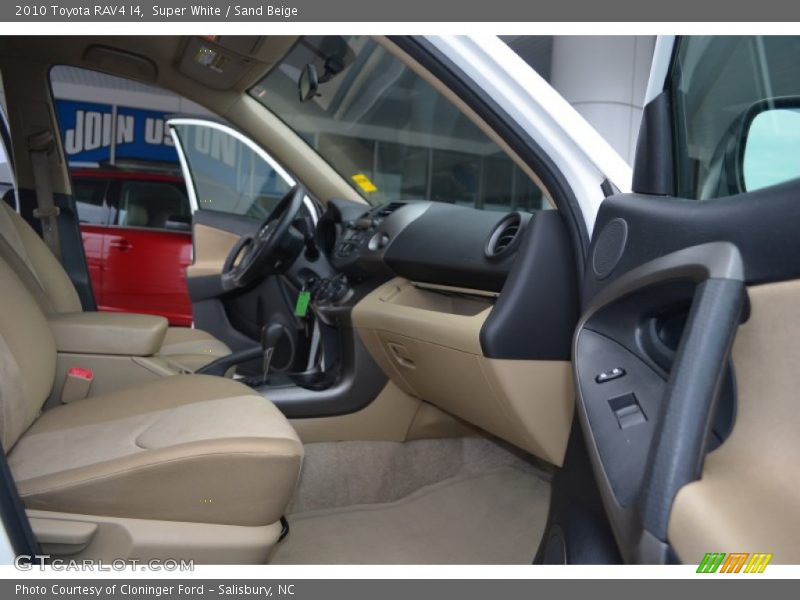 Super White / Sand Beige 2010 Toyota RAV4 I4