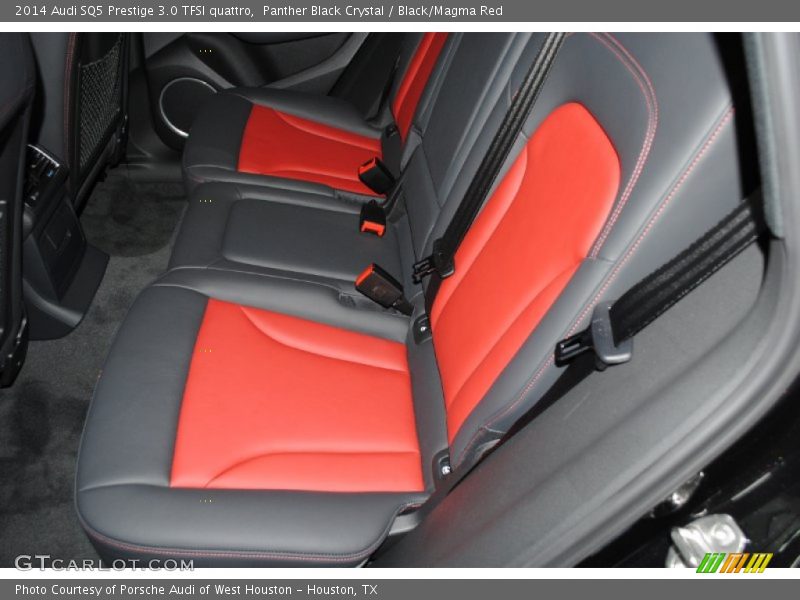 Rear Seat of 2014 SQ5 Prestige 3.0 TFSI quattro