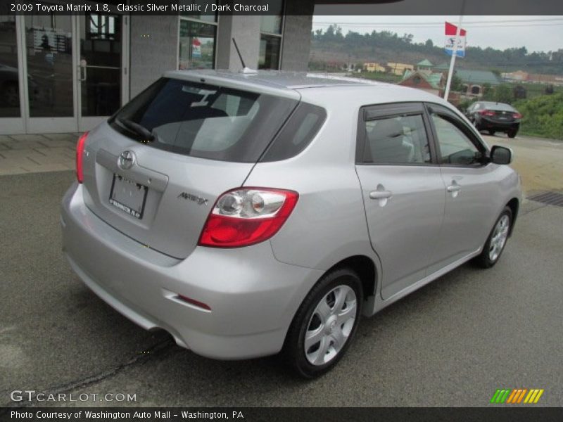 Classic Silver Metallic / Dark Charcoal 2009 Toyota Matrix 1.8