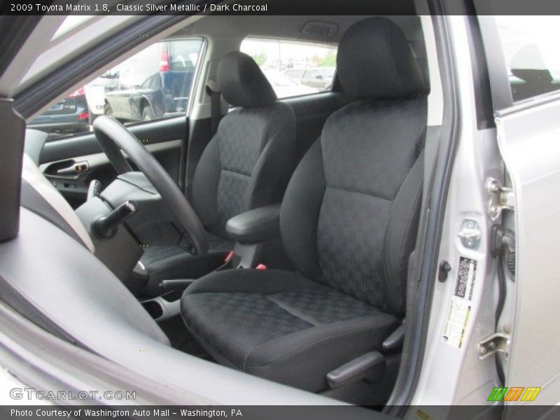 Classic Silver Metallic / Dark Charcoal 2009 Toyota Matrix 1.8