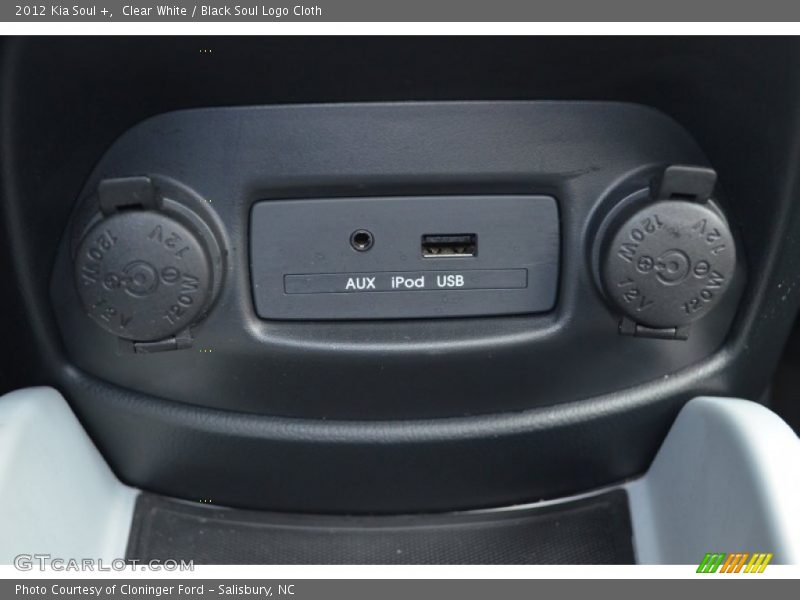 Clear White / Black Soul Logo Cloth 2012 Kia Soul +