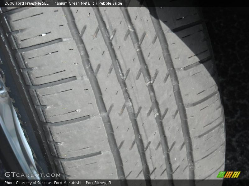 Titanium Green Metallic / Pebble Beige 2006 Ford Freestyle SEL