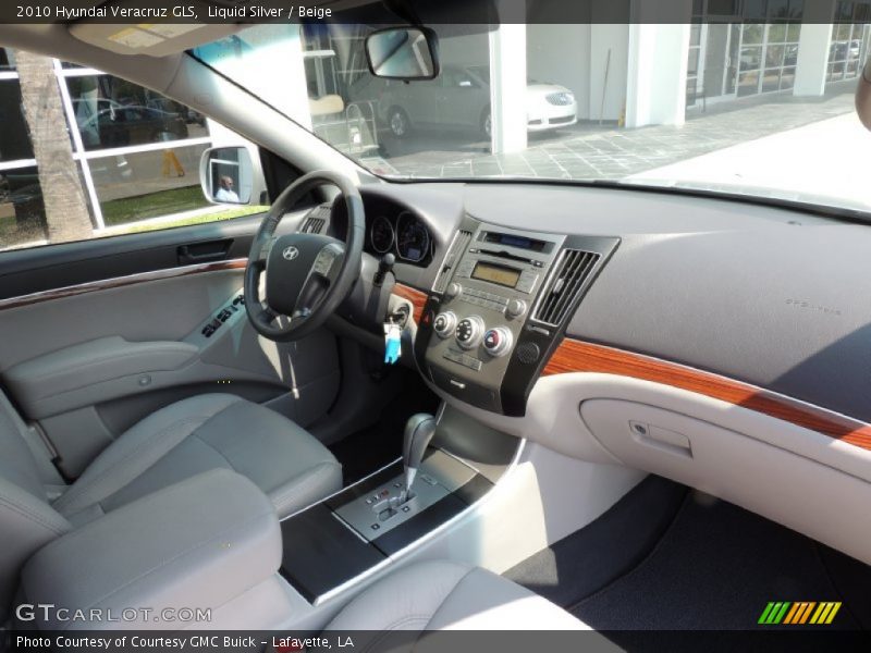 Liquid Silver / Beige 2010 Hyundai Veracruz GLS