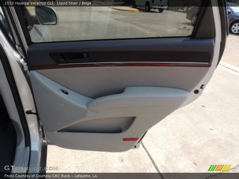 Liquid Silver / Beige 2010 Hyundai Veracruz GLS